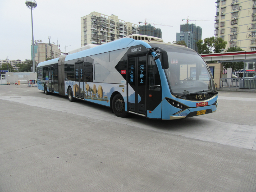 即刻出发温州多路公交车化身苍南文旅宣传大使